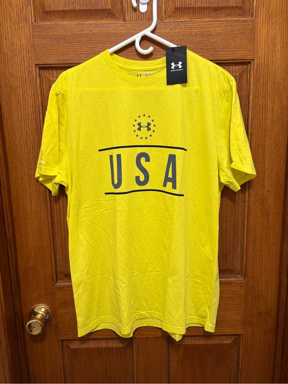 Under Armour Yellow USA Graphic Short Sleeve Tee. Sz L. NWT